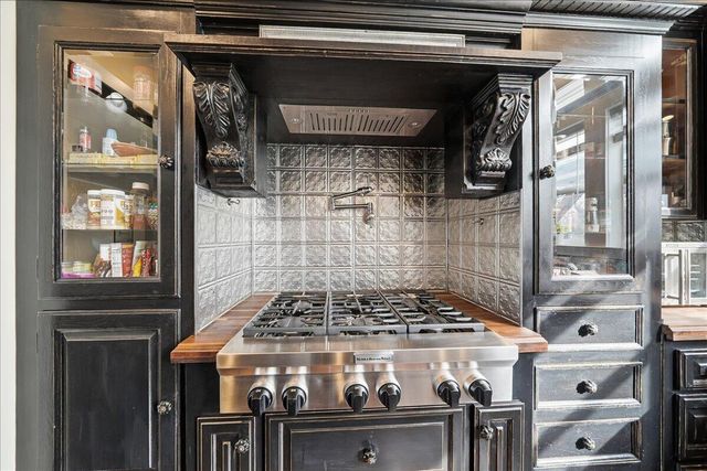 5200 Country Farms Lane, Anderson, CA 96007