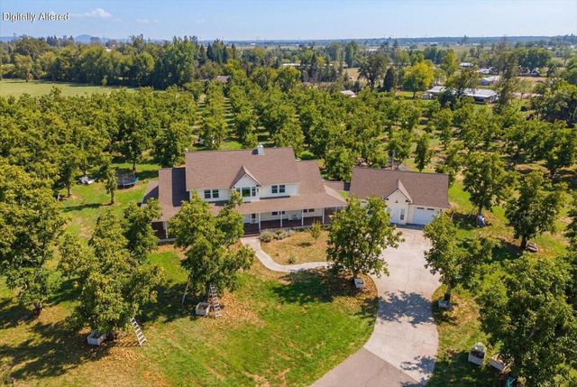 5200 Country Farms Lane, Anderson, CA 96007