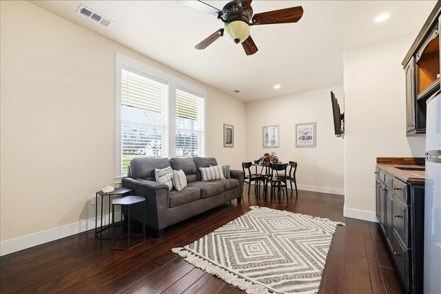 5200 Country Farms Lane, Anderson, CA 96007