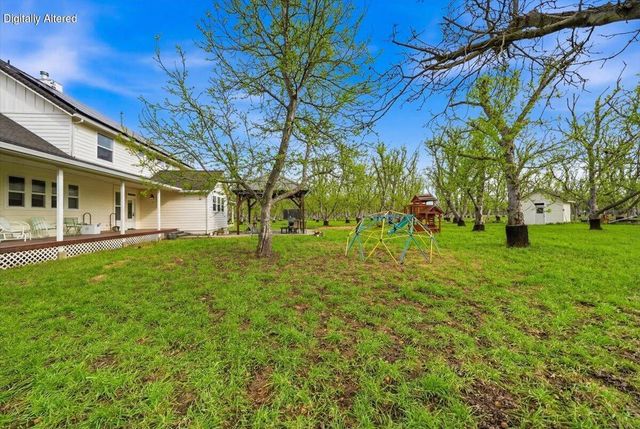 5200 Country Farms Lane, Anderson, CA 96007