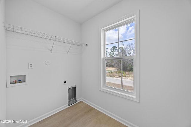 709 W Hayes Street, Burgaw, NC 28425