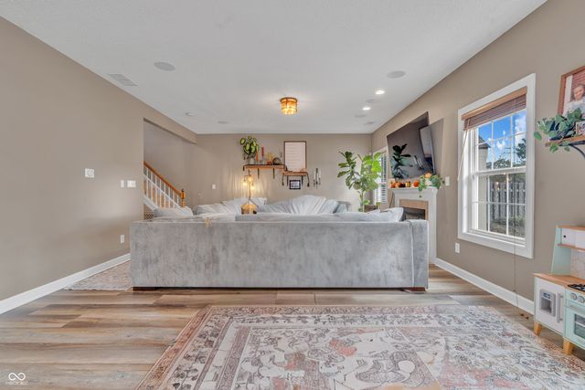 10953 Roundtree Road, Fishers, IN 46037