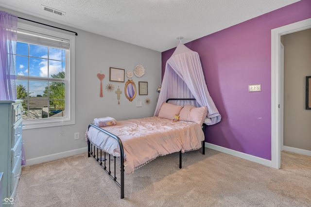 10953 Roundtree Road, Fishers, IN 46037