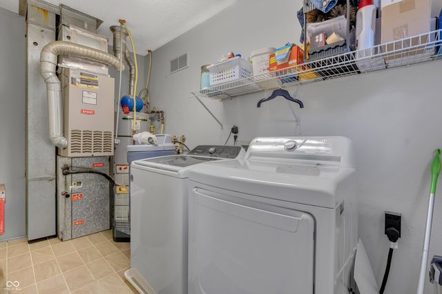 10953 Roundtree Road, Fishers, IN 46037