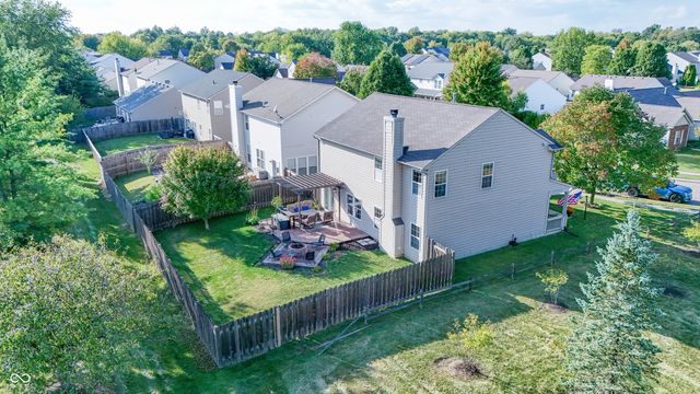 10953 Roundtree Road, Fishers, IN 46037