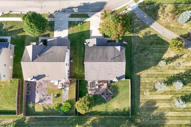 10953 Roundtree Road, Fishers, IN 46037