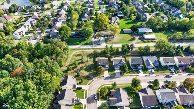 10953 Roundtree Road, Fishers, IN 46037