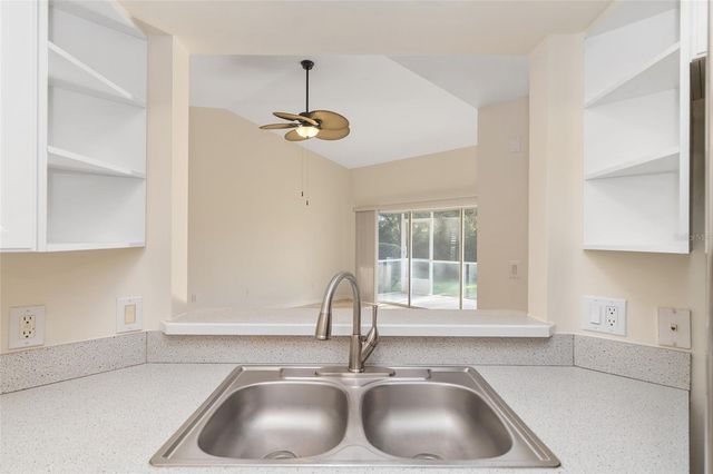 5411 ADMIRAL WAY 4-101, Oxford, FL 34484