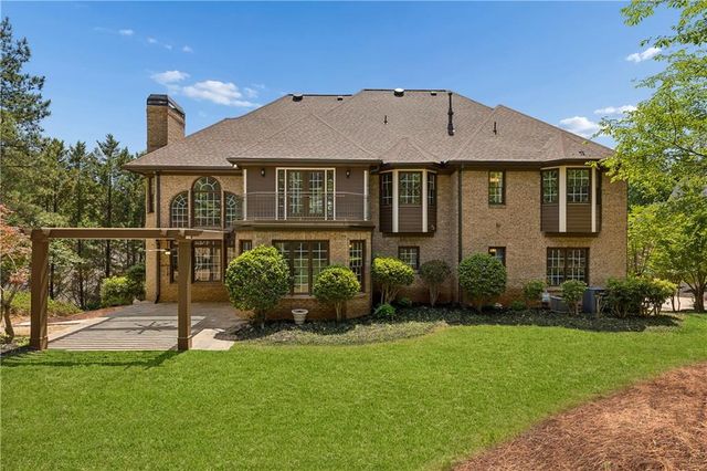8585 Royal Troon Drive, Duluth, GA 30097