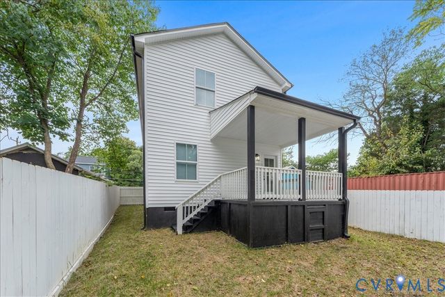 913 Diamond St, Petersburg, VA 23803