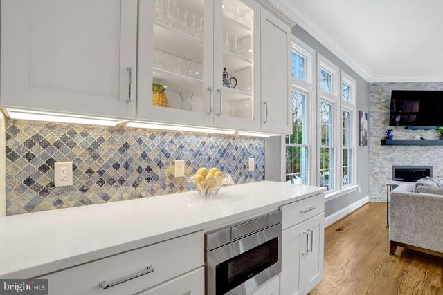 2939 N SYCAMORE ST, Arlington, VA 22207