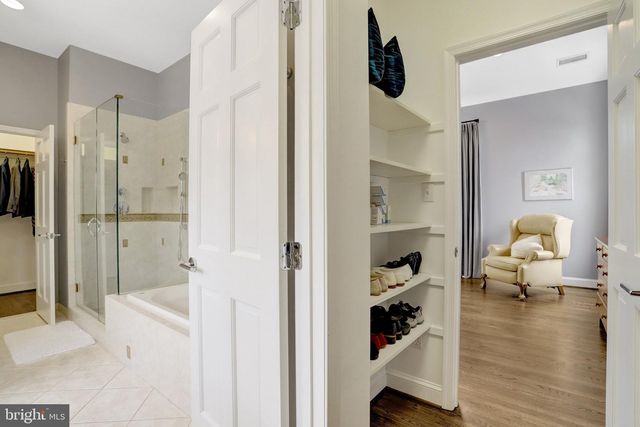 2939 N SYCAMORE ST, Arlington, VA 22207