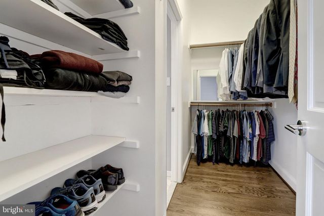 2939 N SYCAMORE ST, Arlington, VA 22207