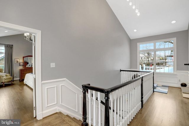 2939 N SYCAMORE ST, Arlington, VA 22207