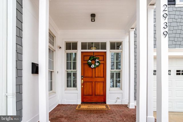 2939 N SYCAMORE ST, Arlington, VA 22207