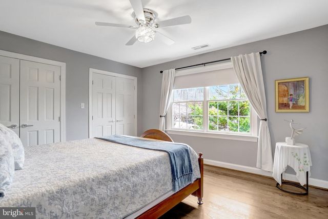 2939 N SYCAMORE ST, Arlington, VA 22207