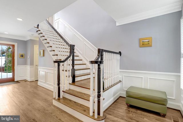 2939 N SYCAMORE ST, Arlington, VA 22207