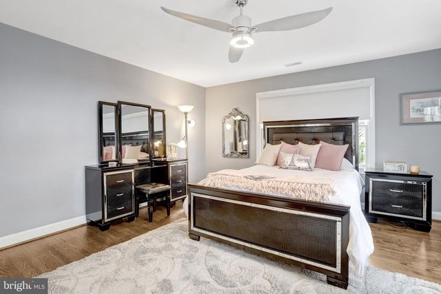 2939 N SYCAMORE ST, Arlington, VA 22207