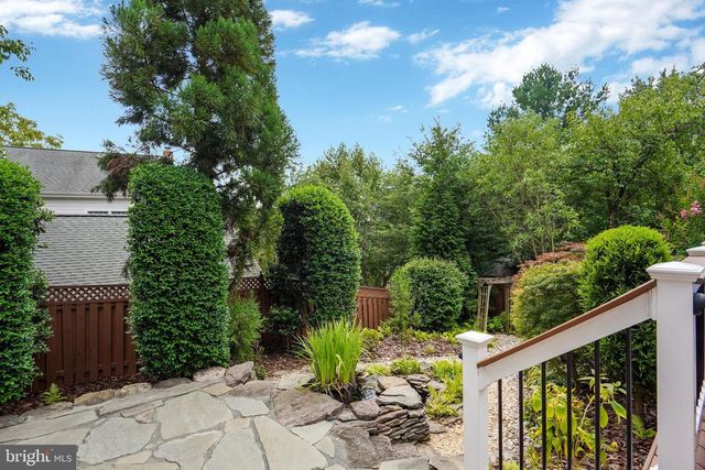 2939 N SYCAMORE ST, Arlington, VA 22207