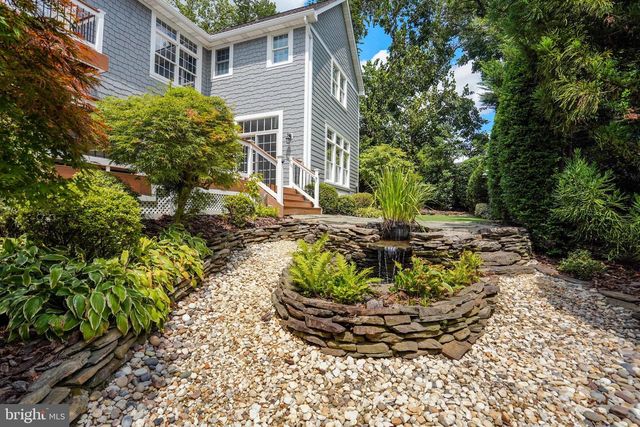 2939 N SYCAMORE ST, Arlington, VA 22207