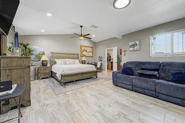 1048 W HEATHER Drive, Mesa, AZ 85201