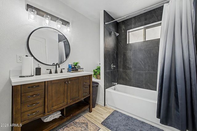 1048 W HEATHER Drive, Mesa, AZ 85201