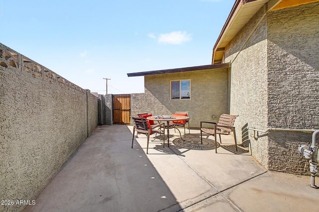 1048 W HEATHER Drive, Mesa, AZ 85201