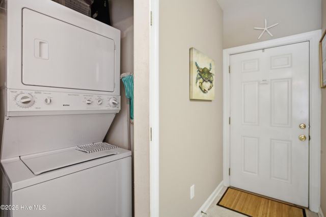 610 W Brown Street Apt E, Southport, NC 28461