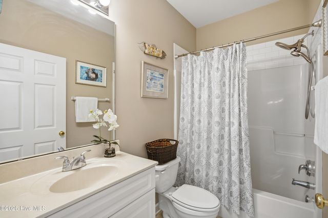 610 W Brown Street Apt E, Southport, NC 28461