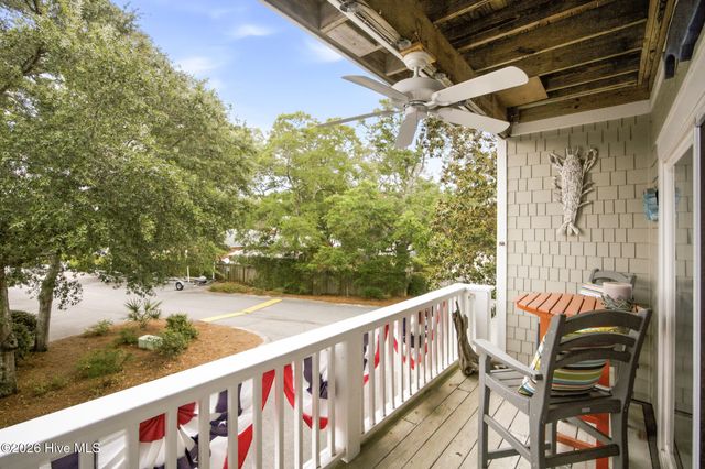 610 W Brown Street Apt E, Southport, NC 28461
