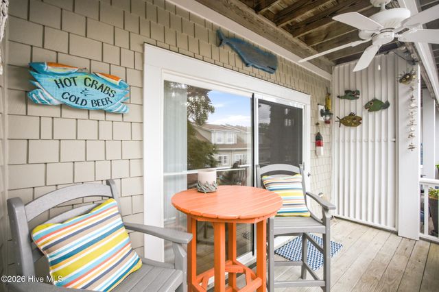 610 W Brown Street Apt E, Southport, NC 28461