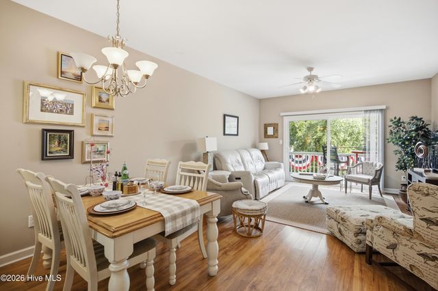 610 W Brown Street Apt E, Southport, NC 28461