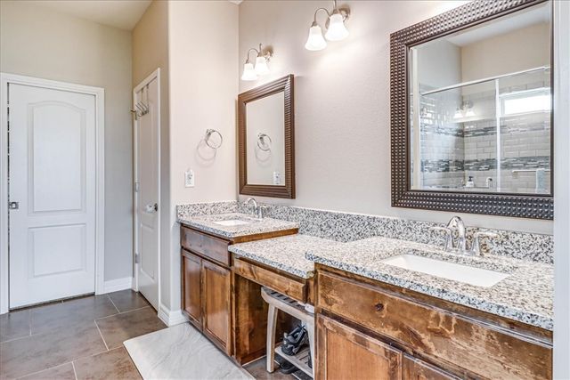 7617 Diamond Dr, Corpus Christi, TX 78414