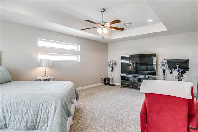 7617 Diamond Dr, Corpus Christi, TX 78414