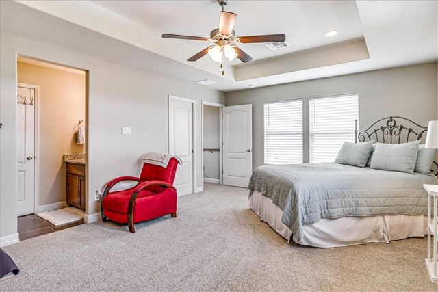 7617 Diamond Dr, Corpus Christi, TX 78414