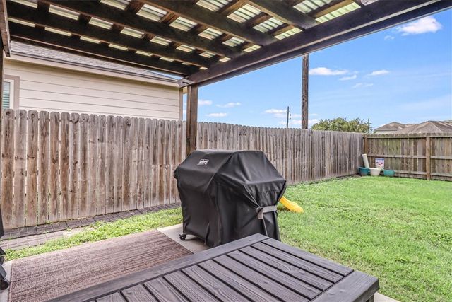 7617 Diamond Dr, Corpus Christi, TX 78414