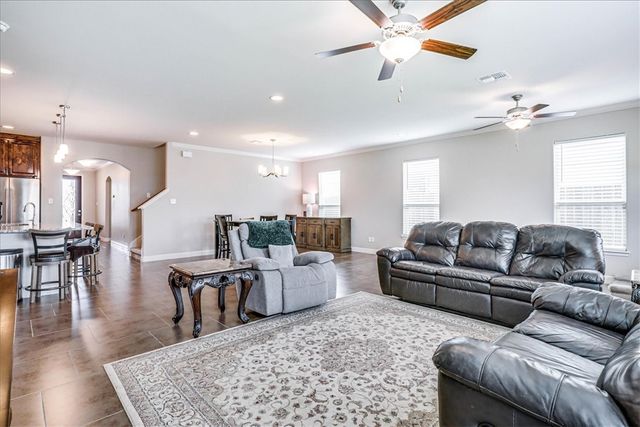 7617 Diamond Dr, Corpus Christi, TX 78414