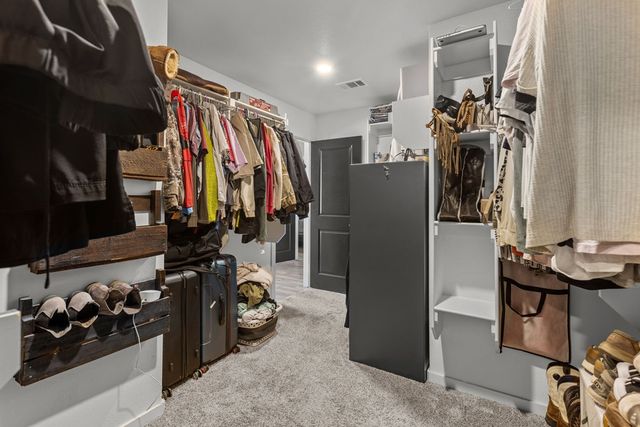 9214 Red Cliff Ave, Odessa, TX 79765