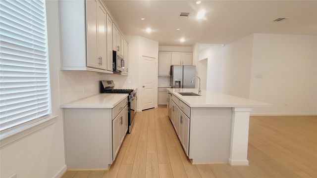 21523 Banpo Bend Drive, Cypress, TX 77433