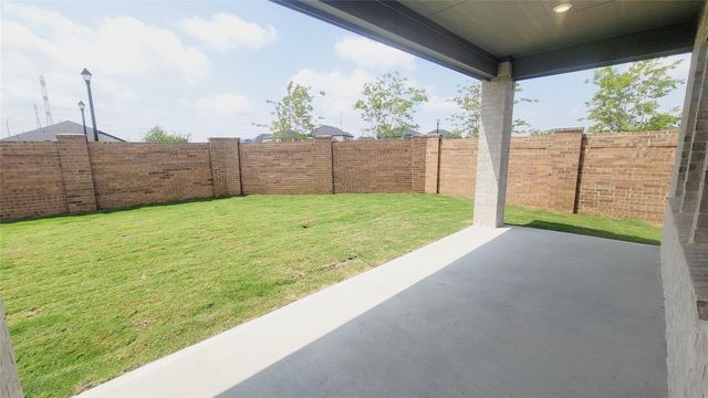 21523 Banpo Bend Drive, Cypress, TX 77433