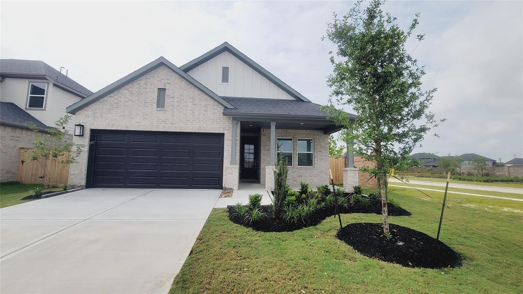 21523 Banpo Bend Drive, Cypress, TX 77433