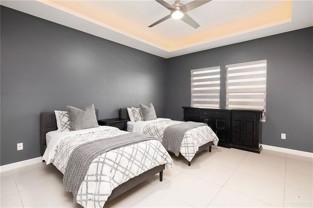 1014 Hill Country Road, Edinburg, TX 78539