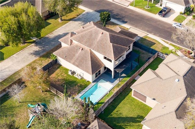 1014 Hill Country Road, Edinburg, TX 78539