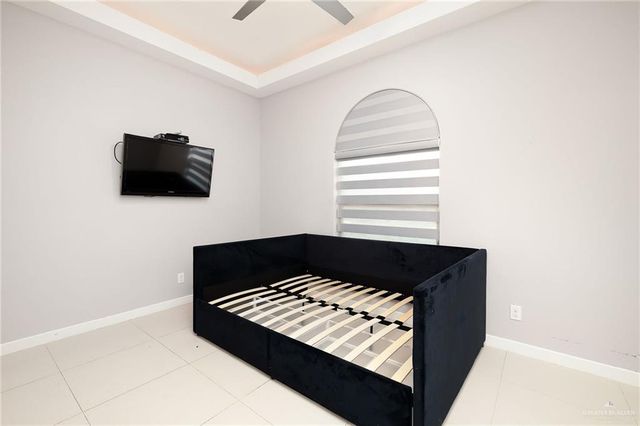 1014 Hill Country Road, Edinburg, TX 78539