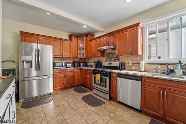 114 Melrose Ave, Irvington Twp., NJ 07111