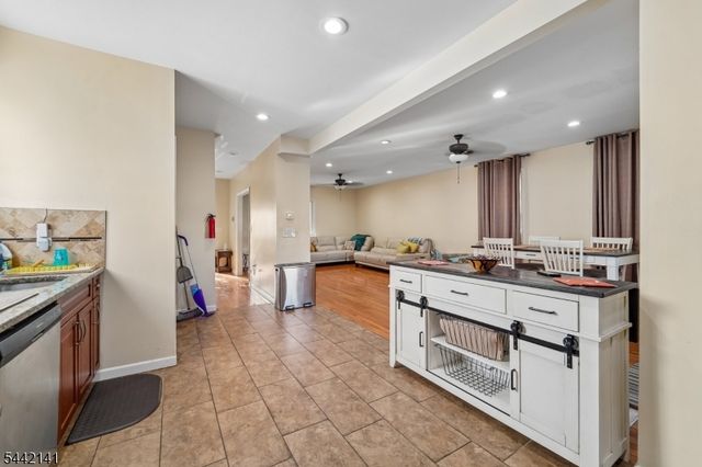 114 Melrose Ave, Irvington Twp., NJ 07111