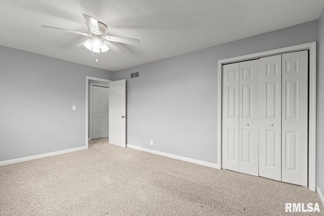 2020 W GLEN Avenue, Peoria, IL 61614