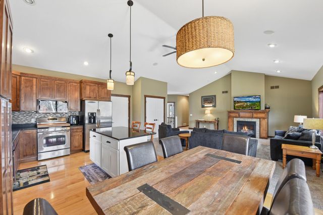 1771 Kimberly Circle, River Falls, WI 54022