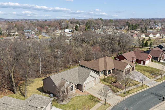 1771 Kimberly Circle, River Falls, WI 54022