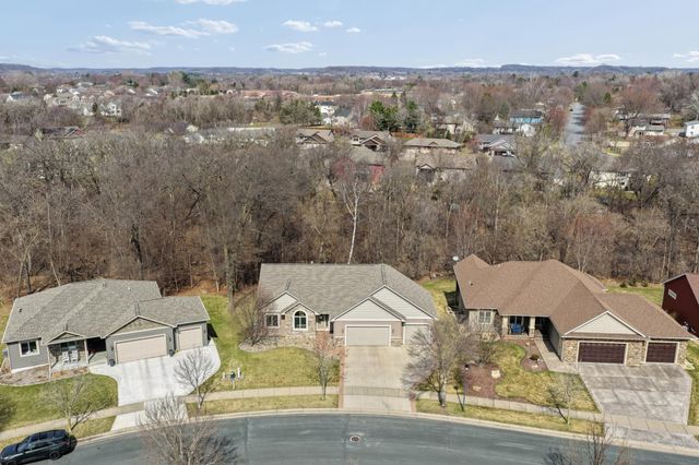 1771 Kimberly Circle, River Falls, WI 54022